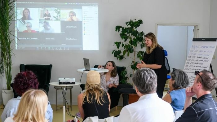 Asociácie slovenských nezávislých divadiel