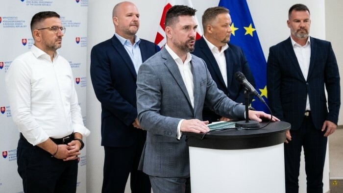 Appel à l'aide aux exploitations agricoles 