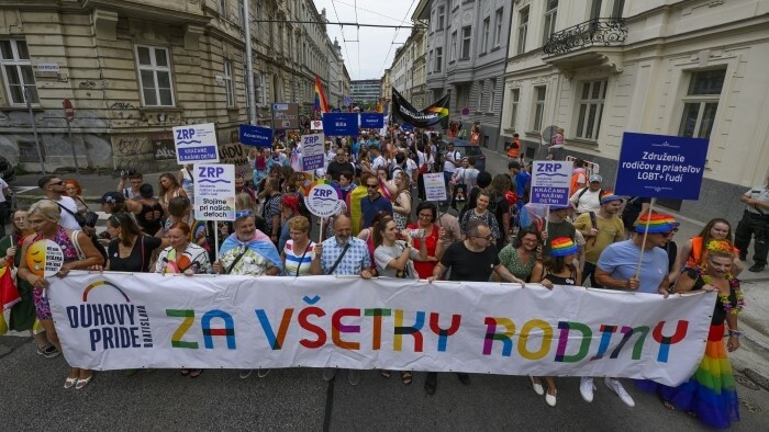 En las calles de Bratislava nuevamente aparecerán dos marchas en un solo día