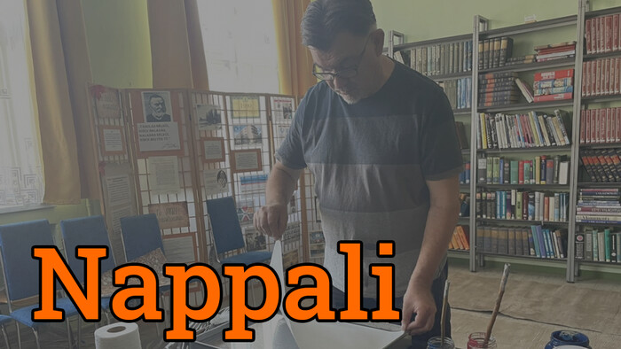 Papírmárványozástól az irkafűzésig