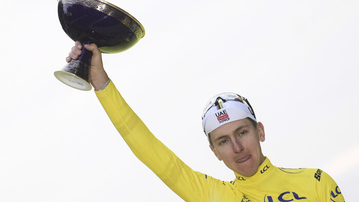 CYKLISTIKA: Kráľom Tour de France je opäť Tadej Pogačar