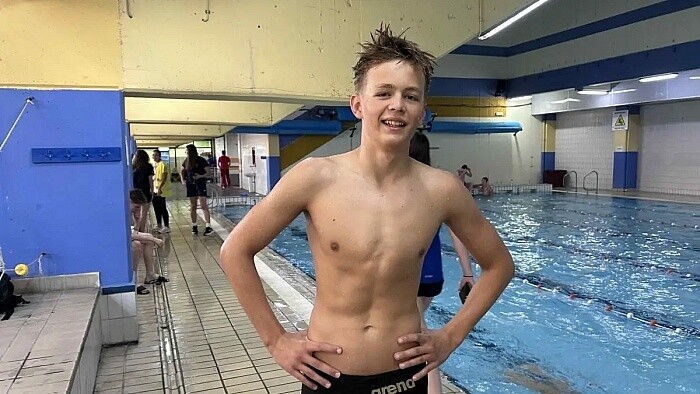 Filip Gero holt Silber im 400-Meter-Freistilschwimmen