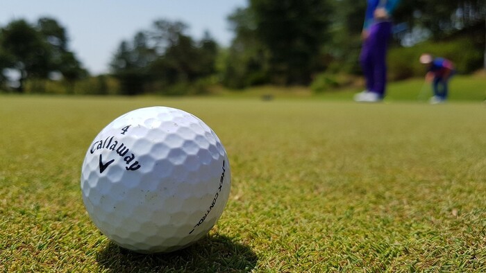 Hokejové československé derby v golfe