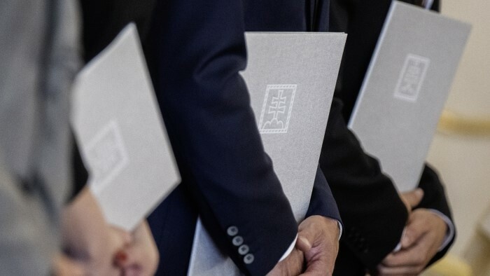 Presidente recibe las cartas credenciales del embajador de Georgia y nombra nuevos magistrados