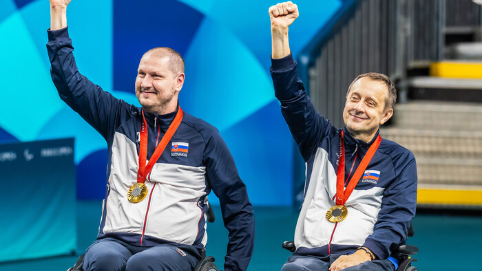 Bez limitov: Parastolní tenisti idú na turnaj do USA