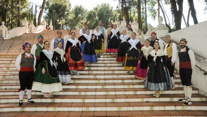 Las diferencias y similitudes entre los folclores de Eslovaquia y la Región Valenciana