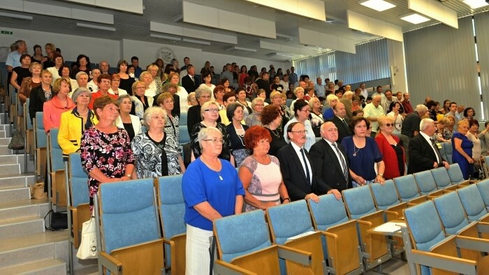 Aumenta la participación de adultos en actividades de formación y aprendizaje