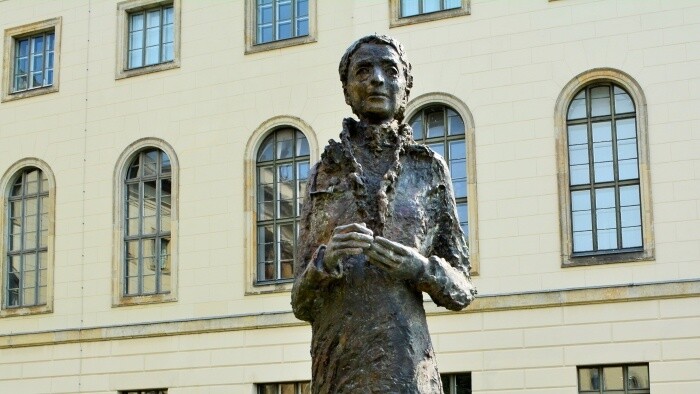 Robinsonky_FM: Lise Meitner