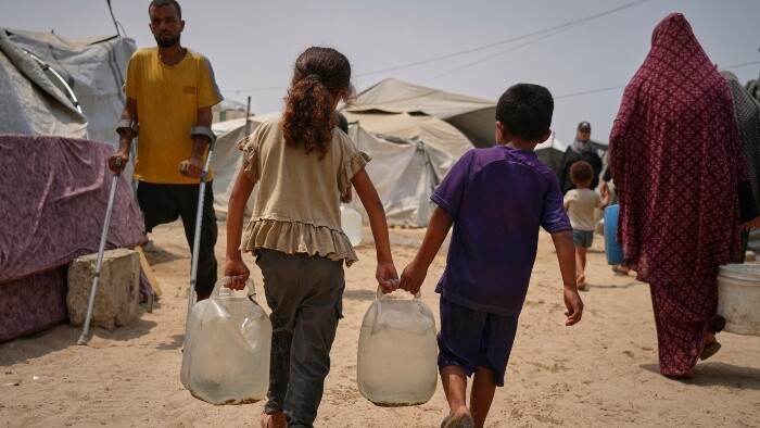 Humanitárna pomoc pre civilistov v Pásme Gazy