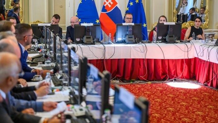 Consejo Económico y Social somete a debate paquete de leyes en el sector escolar