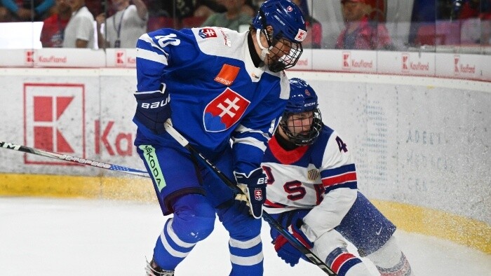 HOKEJ: Slovenský talent Oliver Ozogány