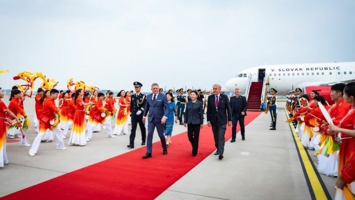 PM in China for WWII Anniversary Amid Strong Criticism 
