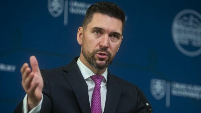 Minister Says EU Budget Proposal to Cut Farm Funding