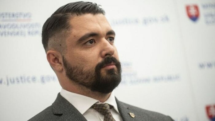 Traffic Accident Involving Slovak Intelligence Service Chief