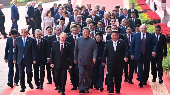Rencontre Poutine-Fico à Pékin