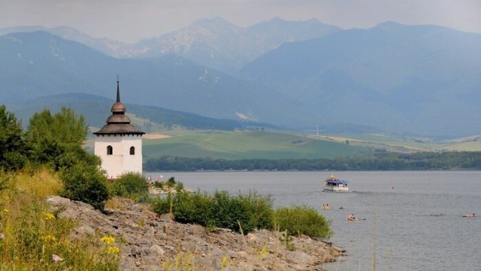 Beneath the Waters: Memories of Liptovská Mara