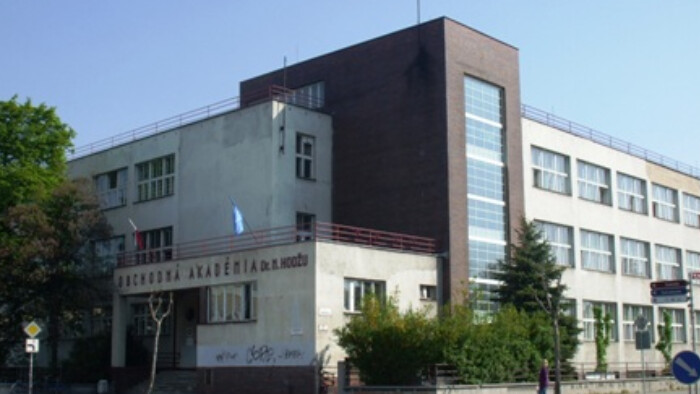 Obchodná akadémia Milana Hodžu v Trenčíne má za sebou rozsiahlu obnovu