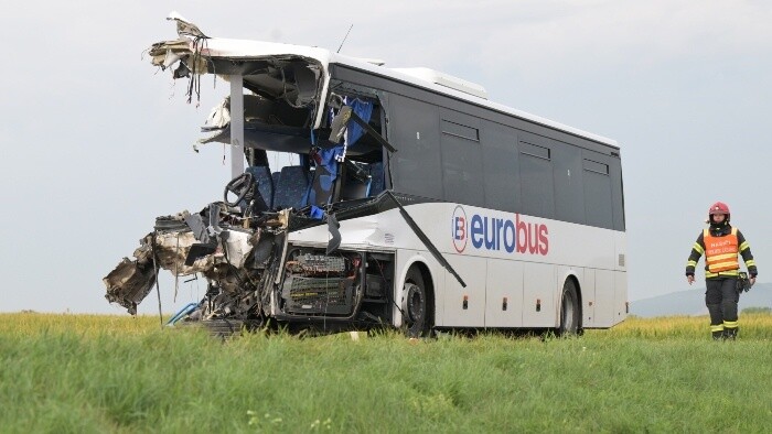 Vážna dopravná nehoda pri obci Drienovec