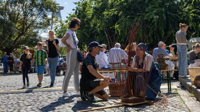 La artesanía tradicional demostró sus calidades en las calles de Bratislava ya por 35a vez