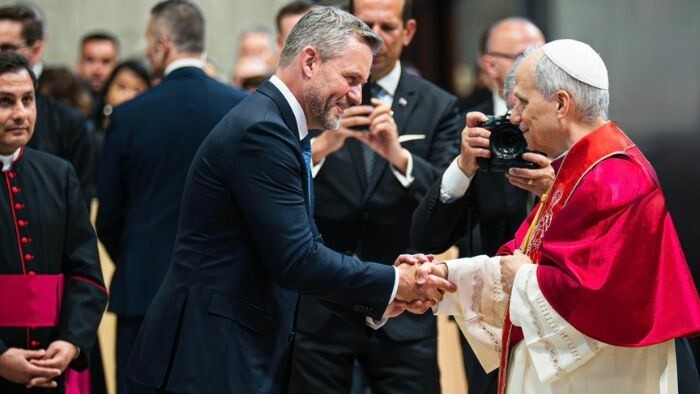 Máxima autoridad del país felicitó al Papa León XIV por su 70 cumpleaños