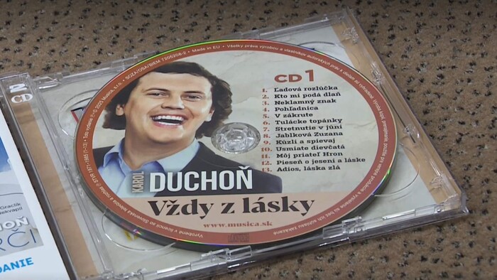 Karol Duchoň sa vracia. Objavili sa jeho posledné neznáme piesne na albume Vždy z lásky
