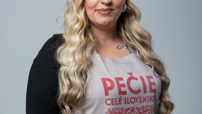 Pečie-celé-Slovensko-Zuzka