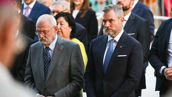Präsident und Bischof rufen zu Einheit der Gesellschaft auf