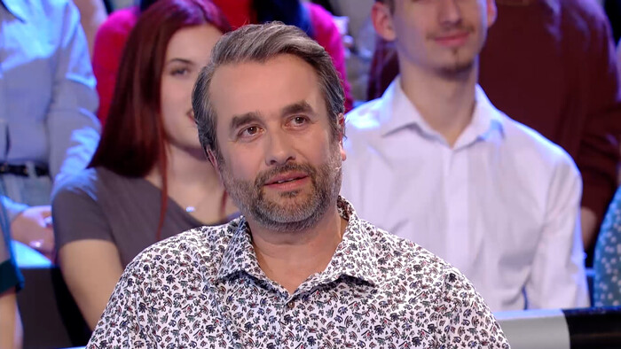 Všimli ste si zuby Vlada Kobielskeho?