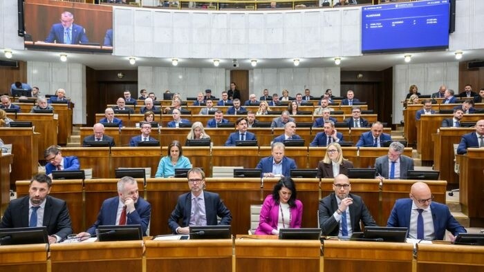 Parliament Opens Debate on Third Austerity Measures Package