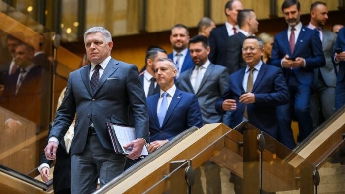 Parliament Passes Constitutional Amendment 