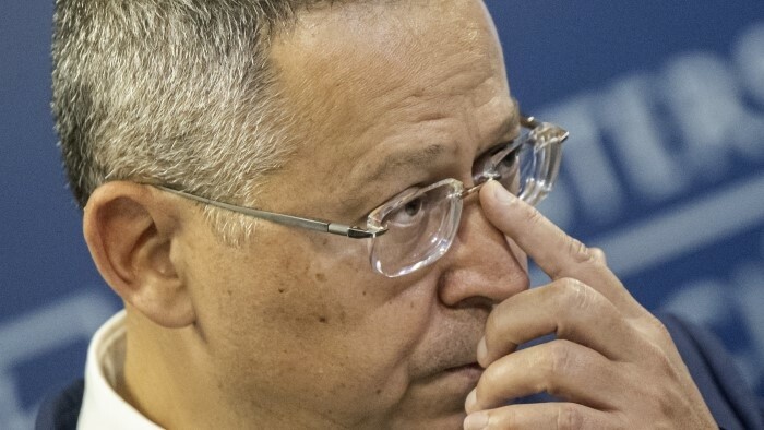 Finanzas no planea cambios en la consolidación a pesar de las voces críticas