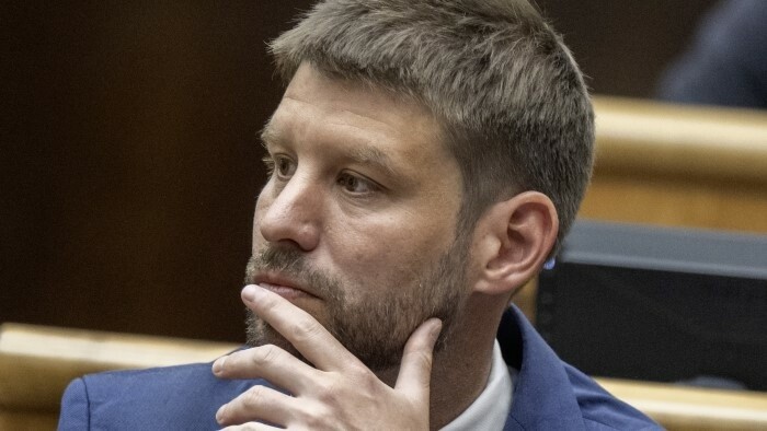 Šimečka odmieta Ficove obvinenia 