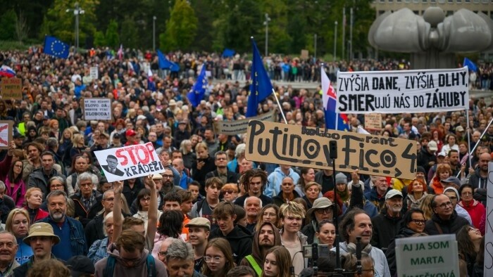 V slovenských mestách sa opäť protestovalo