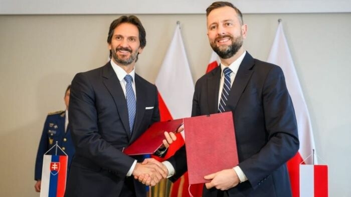 Defense Minister Discussed Defense Cooperation with Polish Counterpart