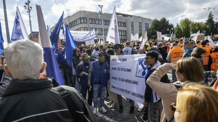 Protestovali proti podobe konsolidácie 
