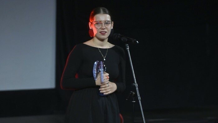Rebeka Bizubová mit dem silbernen Studentenoscar ausgezeichnet