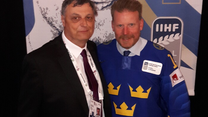 Stano Štefánik  a Daniel Alfredsson počas večera Siene slávy IIHF 2018