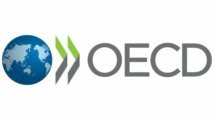 OECD Warns: Slovakia Among EU Leaders in Work Taxation