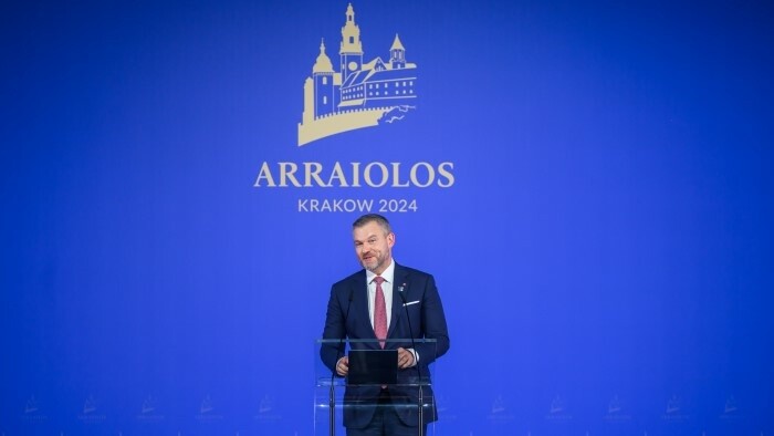 El Presidente asiste a la reunión del Grupo Arraiolos en Tallin