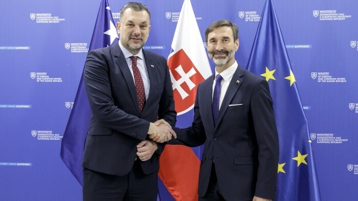 Eslovaquia y Bosnia y Herzegovina quieren ampliar su representación diplomática 