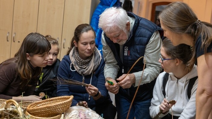 Jozef Boďa busca mil maneras originales de cómo desarrollar la cestería