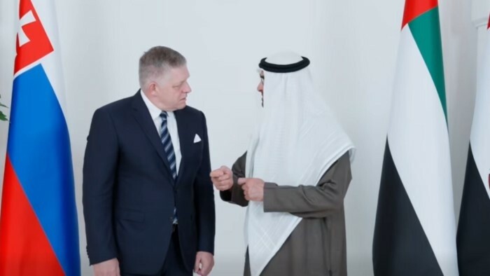 Primer ministro eslovaco se reúne con presidente de Emiratos Árabes Unidos 