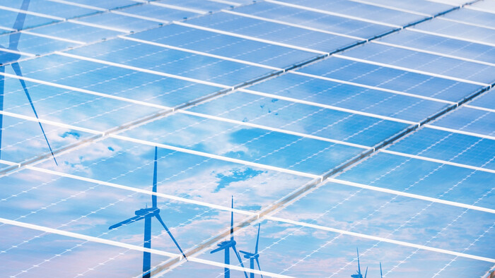 Prvá plávajúca vertikálna solárna elektráreň