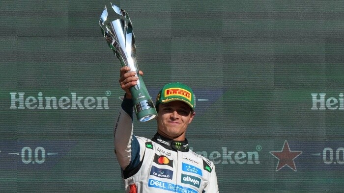 MOTOŠPORT: F1 má nového lídra