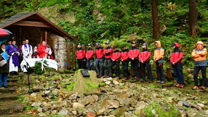 En mémoire des victimes des montagnes