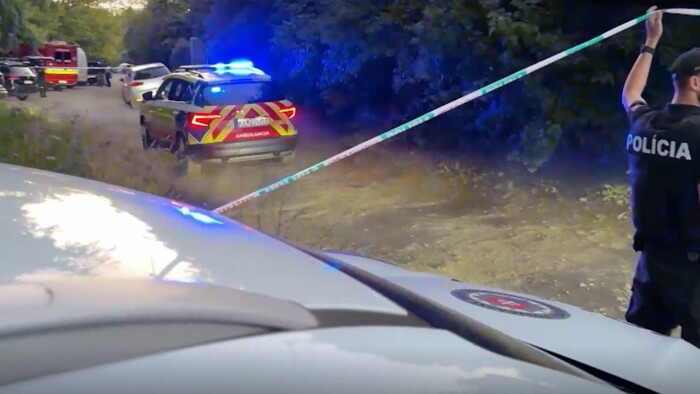 polícia-miesto-činu-STVR