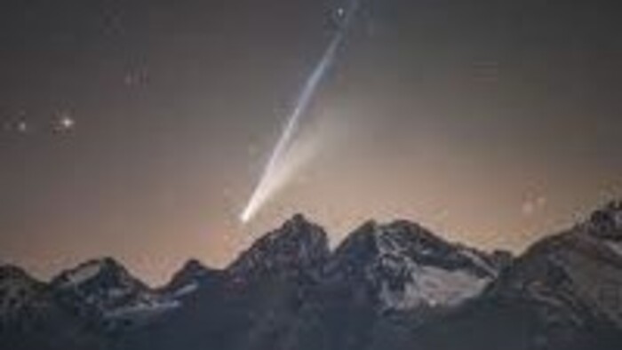 NASA ocenila snímku kométy nad Tatrami 