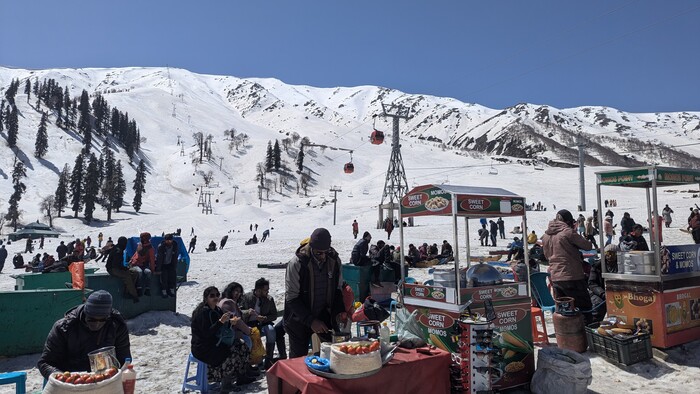 Lyziarske stredisko v Kashmire.jpg