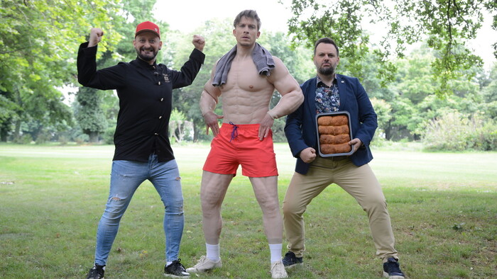 Šieste-kolo-babička