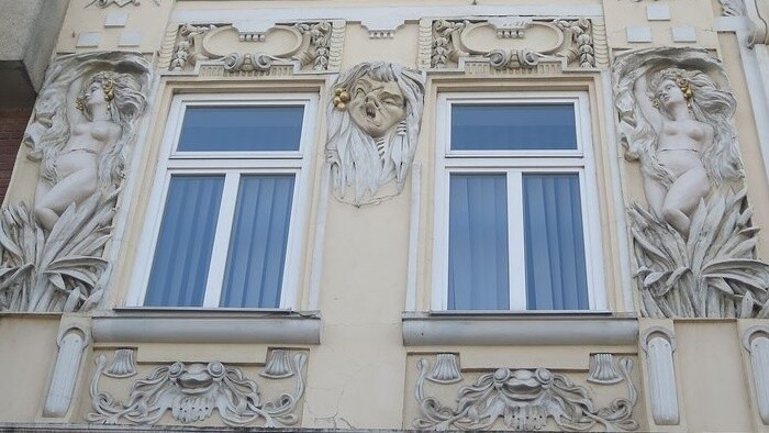 Bola raz jedna povesť – 491. časť (Mlynárova dcéra, Košice, Hornád, reliéf zo Štefánikovej ulice)